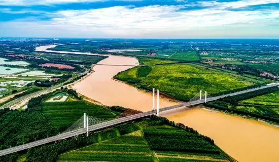 濱州市擬出讓地?zé)岬V業(yè)權(quán)32個(gè) 涵蓋供暖、溫泉洗浴、養(yǎng)殖3類(lèi)應(yīng)用場(chǎng)景-地大熱能 濱州市擬出讓地?zé)岬V業(yè)權(quán)32個(gè) 涵蓋供暖、溫泉洗浴、養(yǎng)殖3類(lèi)應(yīng)用場(chǎng)景-地大熱能